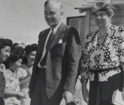 Dillon Meyer with Eleanor Roosevelt. Image: U.S. National Archives and Records Administration